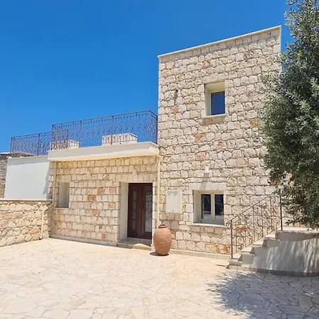 Neo Chorio Town House Villa