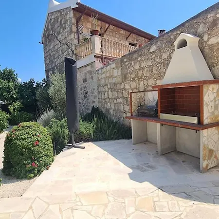 Neo Chorio Town House Paphos